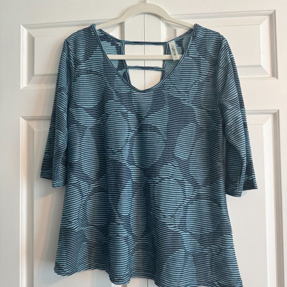 Cubism Blue Geometric Artsy Top V neck 3/4 Short sleeve Size Medium